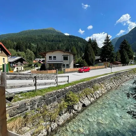 Haus Burgman - Amade Apartment *