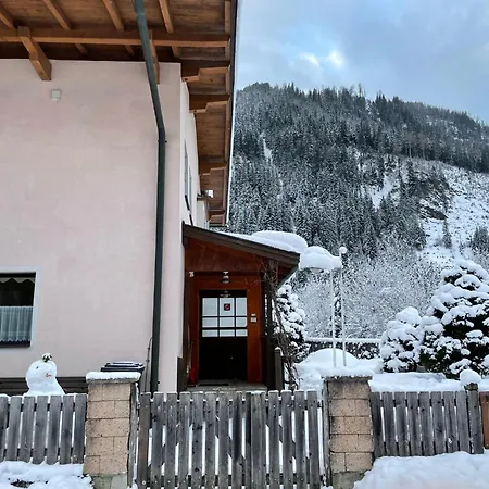 Haus Burgman - Amade *