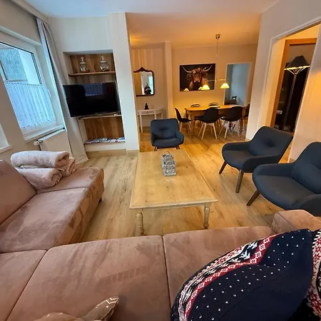 Haus Burgman - Amade